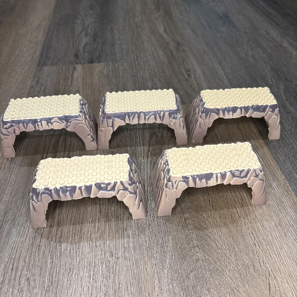 Mega Bloks 3676 Pyrates‎ Pirate Replacement Base Rock Wall Lot Of 5